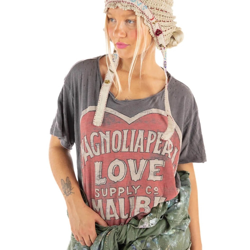 Magnolia Pearl  Malibu 1865 Boyfriend T Tee Shirt NWT  One Size